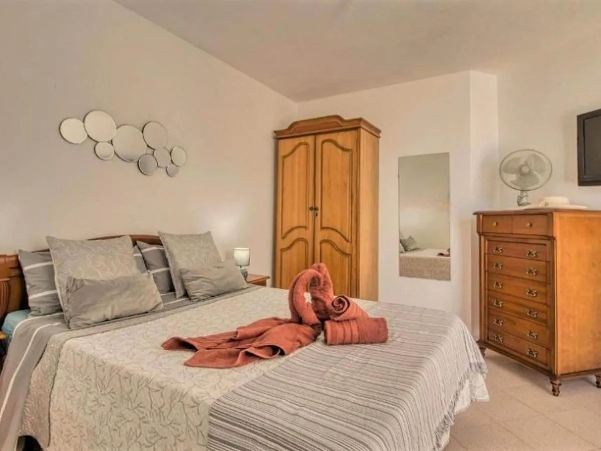 Belvilla By Oyo Luxury Penthouse Garajonay Playa Feñabe 0*,  Spanien